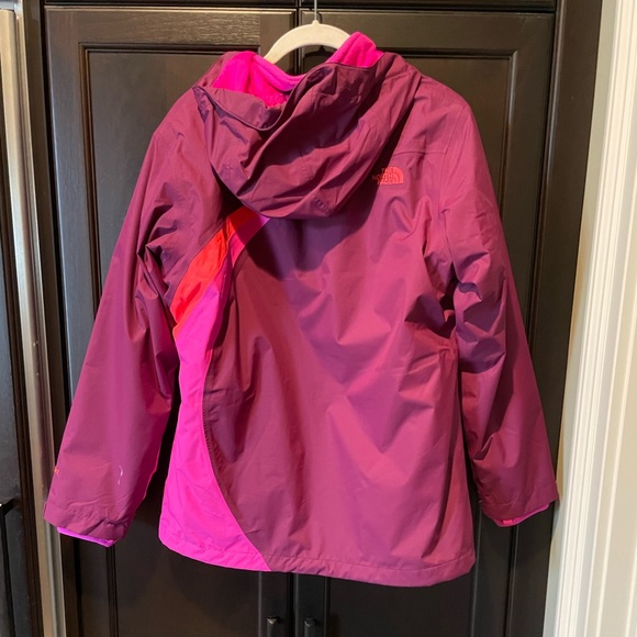 Double Lined North Face ski Jacekt - Picture 2 of 6